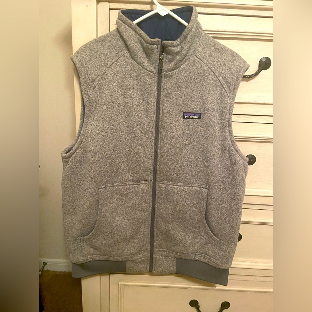 Gently Used Patagonia Men's Large Down Vest